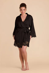 Claudette Robe