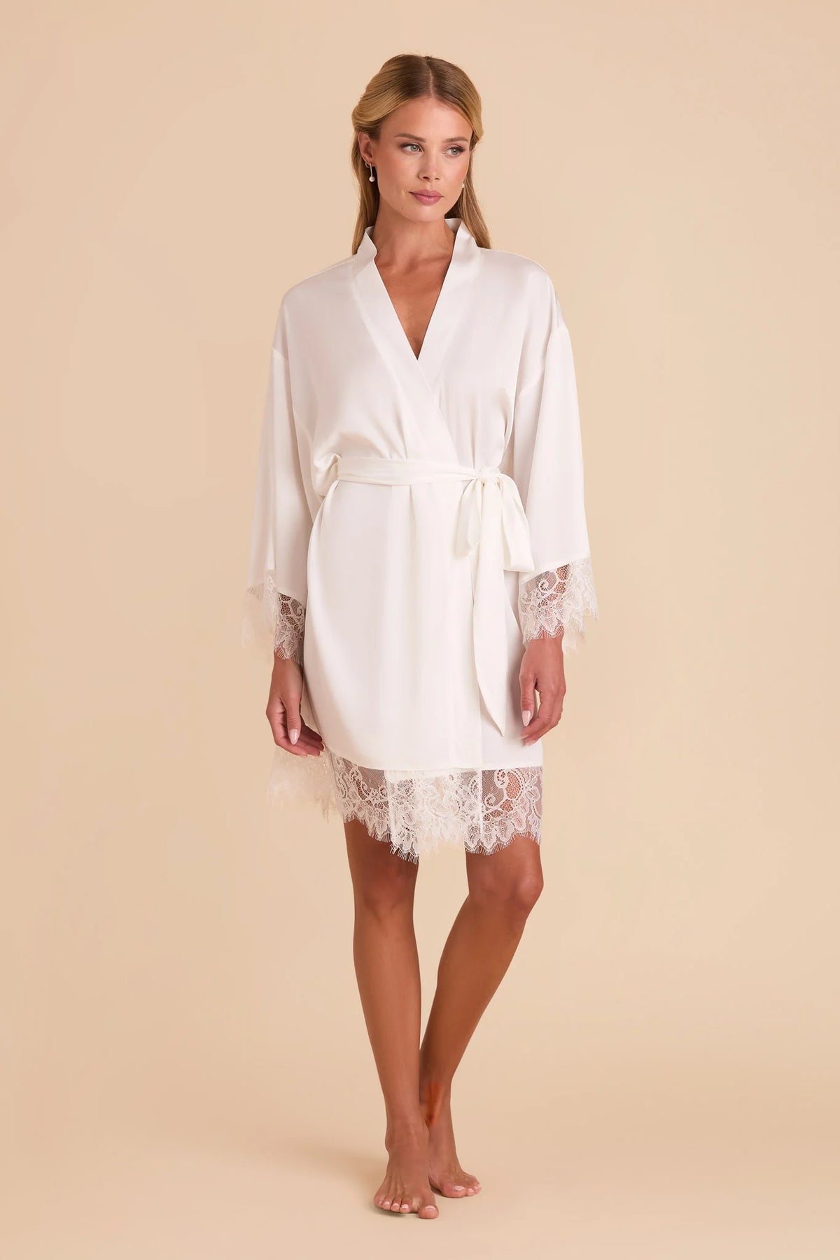 Claudette Robe